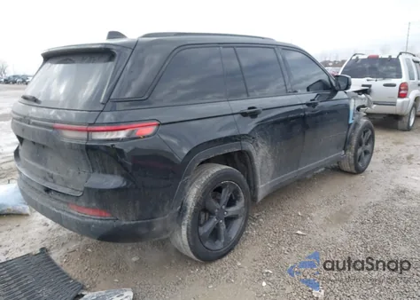 2022 Jeep Grand Cherokee Altitude 4X4 из США, поврежденный, VIN 1C4RJHAG6N8635179